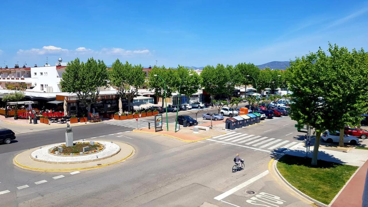 Leroy Apartment Empuriabrava Exterior foto